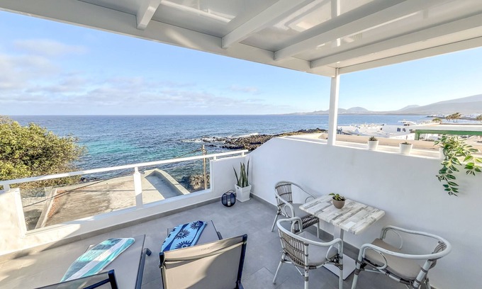 Punta Mujeres Appartement | Casa Burgao Studio with large seaview terrace