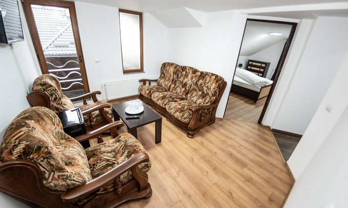 Campulung Moldovenesc Maison | Casa Câmpulungeană