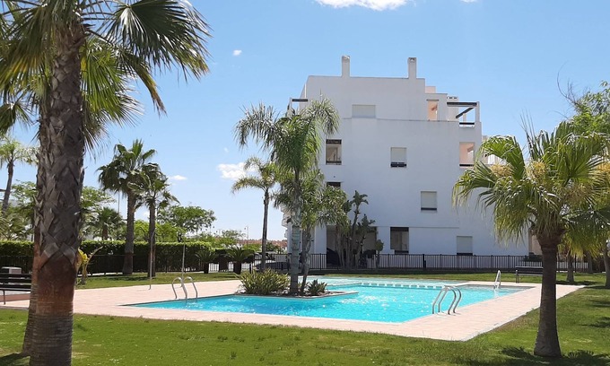 Alhama de Murcia Appartement | Casa Calida 3 with views over the golf course