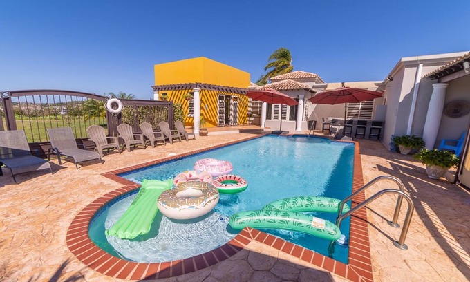Isabela Maison | CASA CANAVERAL-TropicalPrivatePool-14Family-sized! Near Rafael Hernandez Airport