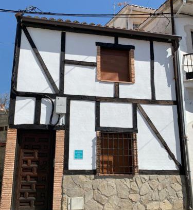 Perales de Tajuna Appartement | Casa Castillo