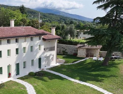 Caniezza Maison | Casa Cedro - Il Brolo Holiday Homes