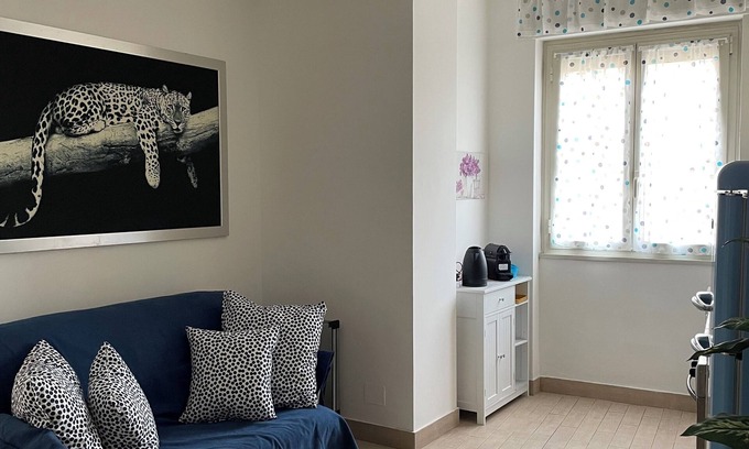Quartiere XXVII Primavalle Appartement | Casa Celeste, Delizioso, Silenzioso e Luminoso a 450 Metri Dalla Metropolitana
