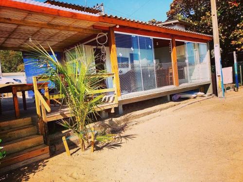 Ribeirao da Ilha Maison | Casa charmosa pé na areia por do sol