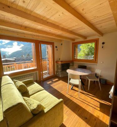 Villa Dalegno Appartement | Casa Cloe - Terrazza sull'Adamello