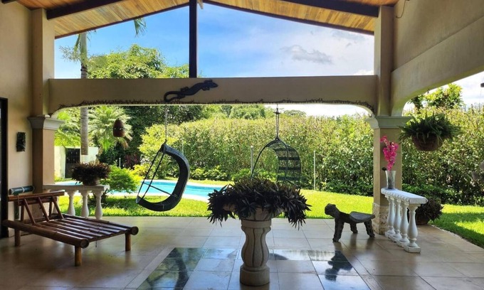 Mercedes Maison | Casa Colibrí - Tranquil Retreat Surrounded by Nature