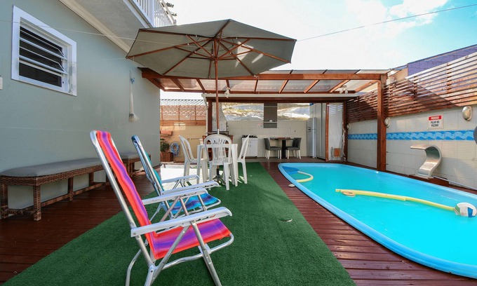 Alto Ribeirao Leste Maison | Casa com Piscina no Ribeirão da Ilha - SDI013