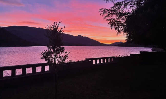 El Barraco Maison | Casa con Magníficas Vistas y Acceso Privado al Embalse del Burguillo