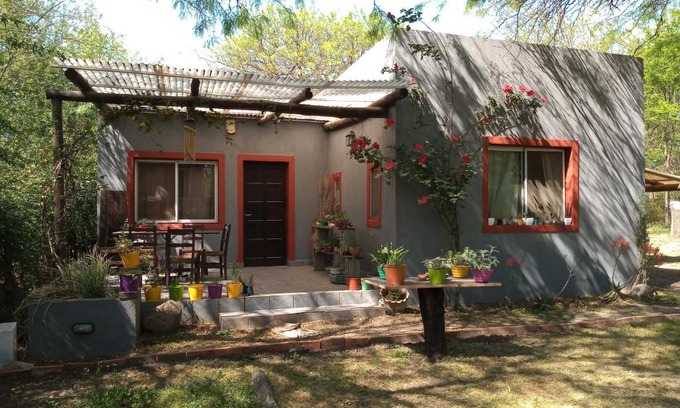 Valle de Anisacate Maison | Casa con piscina en entorno muy verde