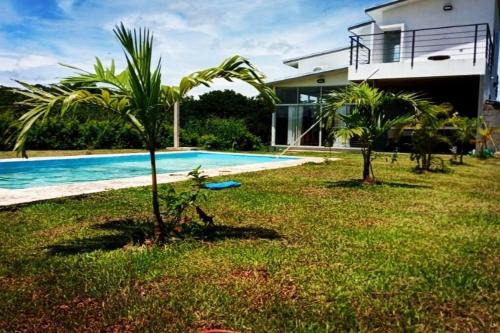 Chomes Maison | Casa con piscina privada el mejor lugar de la zona