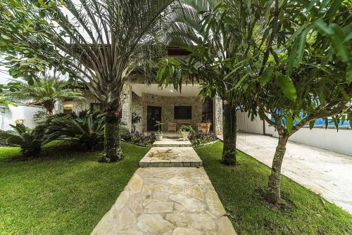 Horto Maison | Casa confortável e ampla com piscina e bilhar!