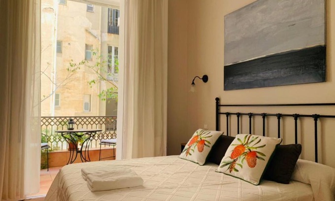 Dreta de l'Eixample Maison | Casa Consell Gran Via, Guest House