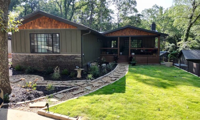 Gainesville Maison | Casa Curando - Healing house - Downtown Gainesville