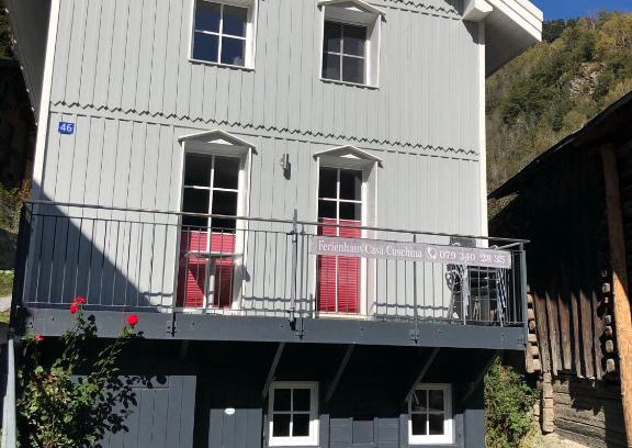 Tavanasa Maison | Casa Cuschina - mit Sauna in der schönen Surselva