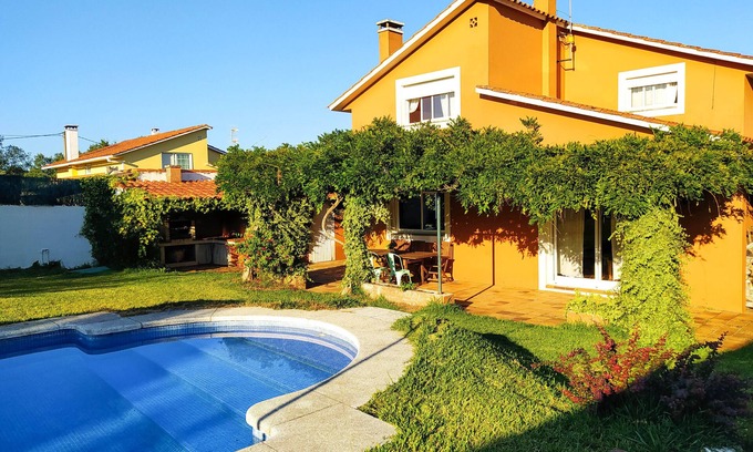 Tomino Maison | Casa da Glicia, a house with a private pool