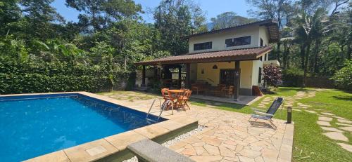 Maresias Maison | Casa da Josie em Maresias com piscina no pé da Mata Atlântica - 4 quartos