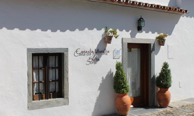 Monsaraz Maison | Casa da Muralha Suíte