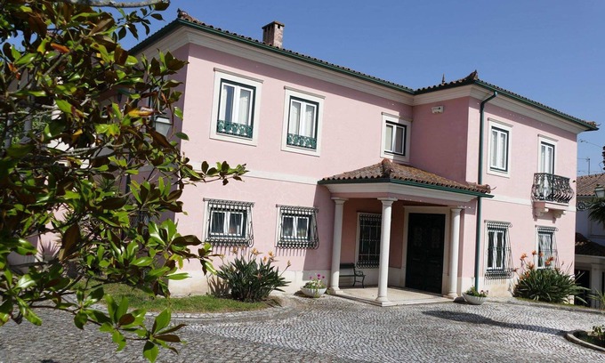 Leiria Villa | Casa da Palmeira, confort et simplicité à Leiria