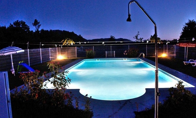 Celorico de Basto Maison | Casa da Quinta da Prelada con terraza + barbacoa y piscina para 4 personas