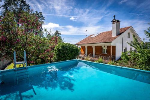 Fornelos Maison | Casa Das Fontes Ponte de Lima Jaccuzzi and Pool