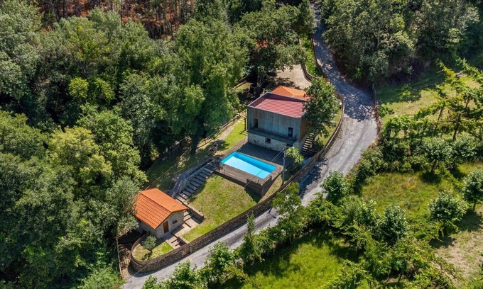 Codeceda Villa | Casa das Oliveiras - Moinhos do Coto