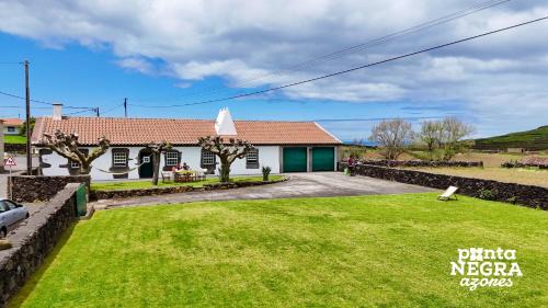 Altares Appartement | Casa das Vaquinhas by Ponta Negra Azores