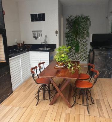 Cabo Frio Maison | Casa de alto padrão e aconchegante.