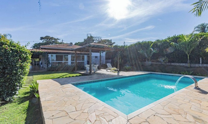 Porto Feliz Chalet De Ski | Casa de Campo c/Piscina e Wi-Fi em Gramadinho