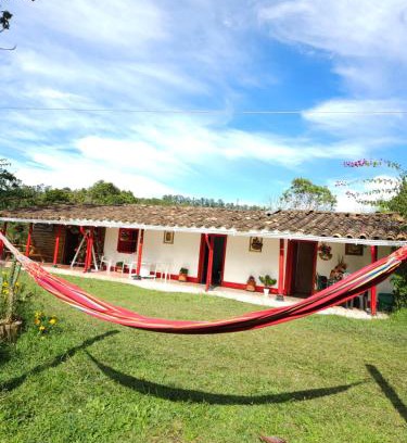 Medellin Maison | Casa De Campo "Las Chispas"