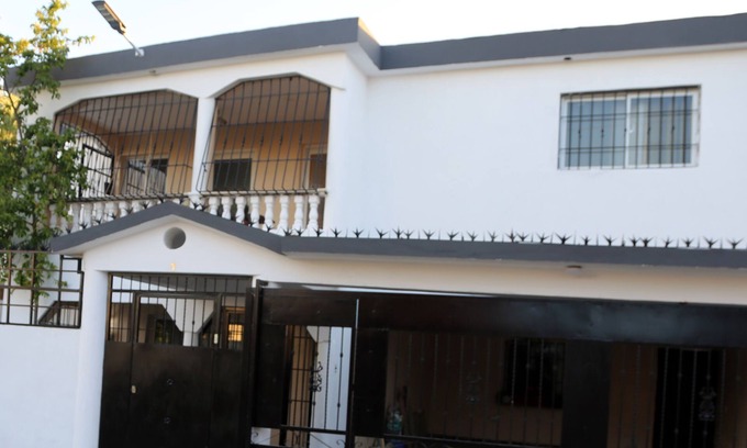 Mendoza Maison | Casa de dos niveles de concepto abierto en Santo Domingo Este. .