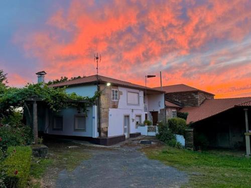 Outeiro Maison | Casa de Emilio