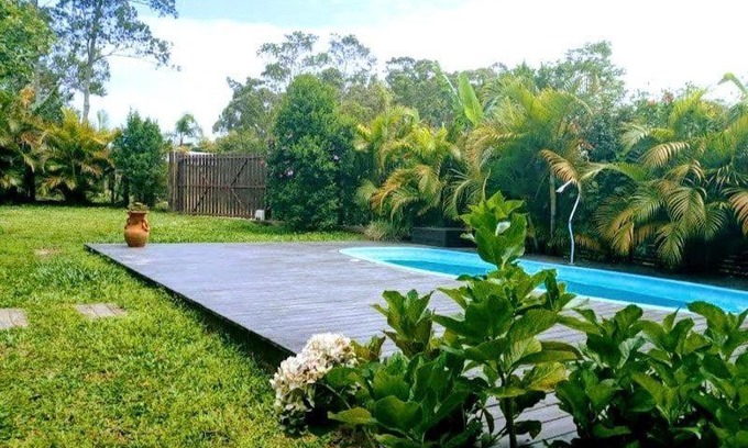 Praia do Rosa Maison | Casa de Férias com Piscina na Praia do Rosa/SC