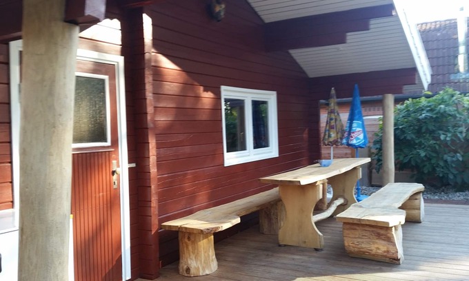Heede Cabine | Maison de vacances avec sauna, grill kota et bain à remous sur la plage de Heeder See!