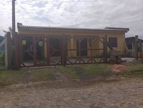 Ipiranga Maison | Casa de frente 50 mt do mar