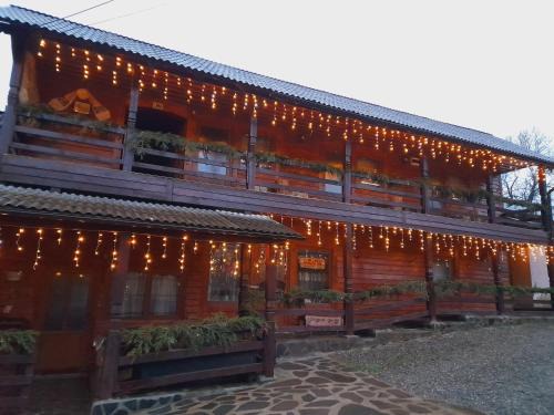 Giulesti Maison | Casa de la ferma Mariuca