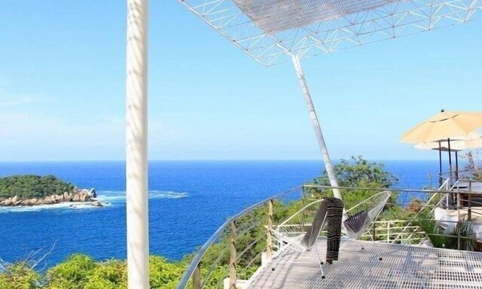 Las Playas Hôtel | Casa de la Tierra in Acapulco con A/C