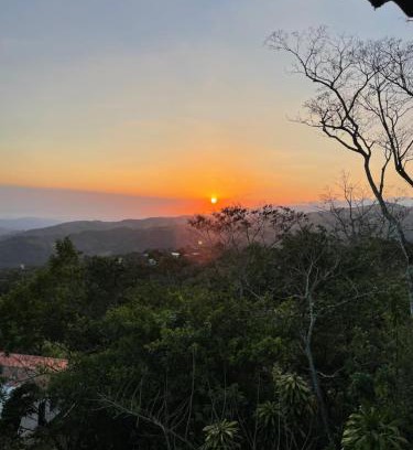 San Ramon Maison | Casa de montaña con vista al océano pacífico