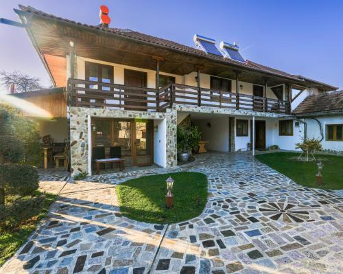 Novaci Maison | Casa de vacanță Moțata
