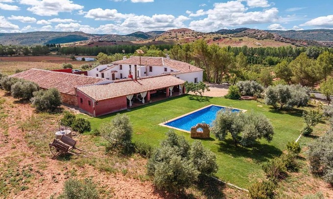 Alcaraz Cottage | Casa del Labrador con Spa y piscina compartida para 14