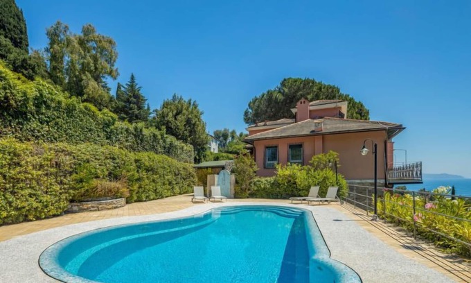 Rapallo Appartement | Casa del Leone II by Interhome