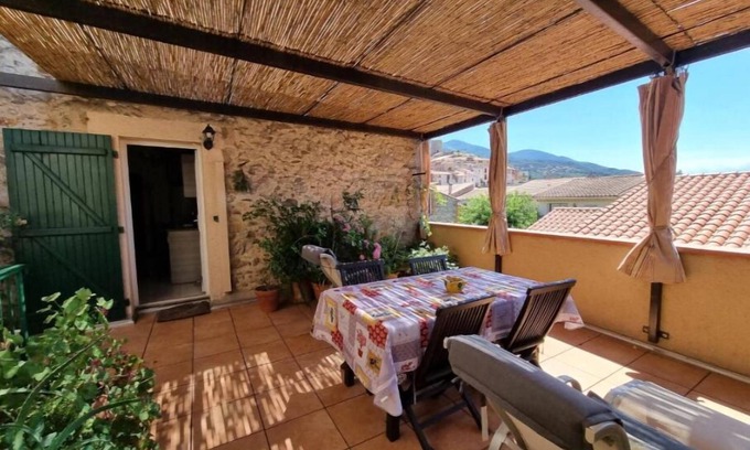 Laroque-des-Alberes Maison | Maison de village Casa del Puig