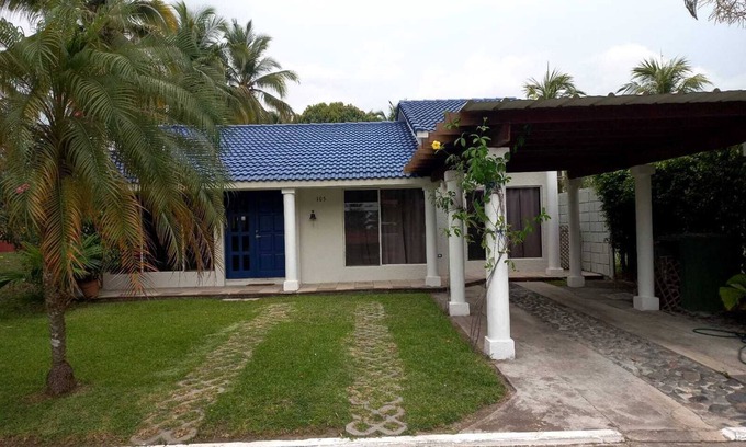 Puerto San Jose Maison | Casa del Sol, amazing gated ocean front House