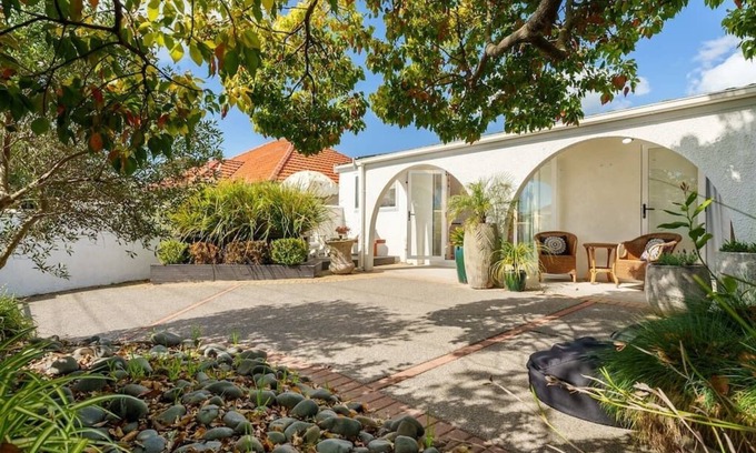 Mount Maunganui Maison | Casa Del Sol on Golf RD