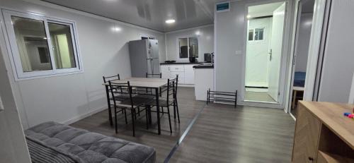 Tilaran Appartement | Casa del Viento y la Lluvia House of Wind and Rain