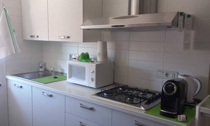 La Spezia Historic Centre Appartement | Casa delle Rondini, ideal location for reaching the 5 Terre