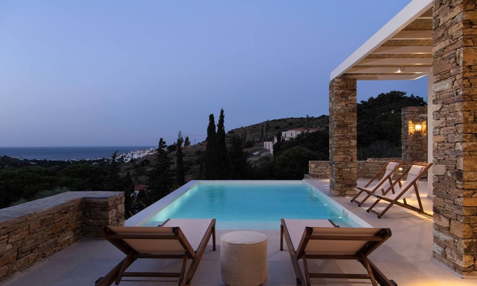 Andros Town Maison | Casa Di Fiori Andros Suites