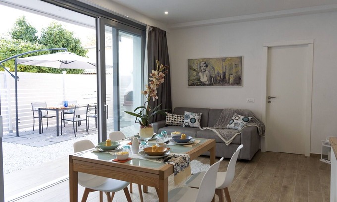 Torre del Lago Puccini Appartement | Appartement à Torre Del Lago Puccini avec 2 chambres à coucher, 6 couchages