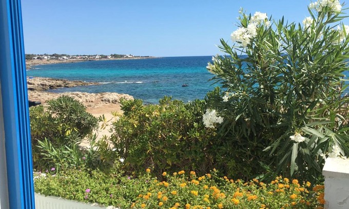 Marina di Mancaversa Maison | Casa Direttamente sul mare