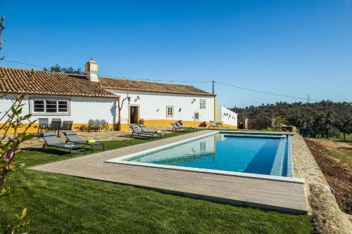 Loule Maison | Casa do Avô (Vale Luís Neto-Retiro do Caldeirão)