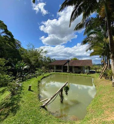 Guaramirim Maison | casa do lago, paz e sossego.